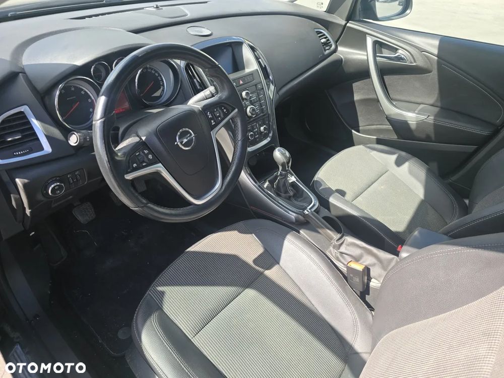 Opel Astra 1.7 CDTI DPF Cosmo - 13