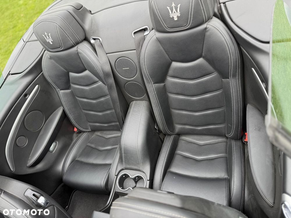 Maserati GranTurismo - 12