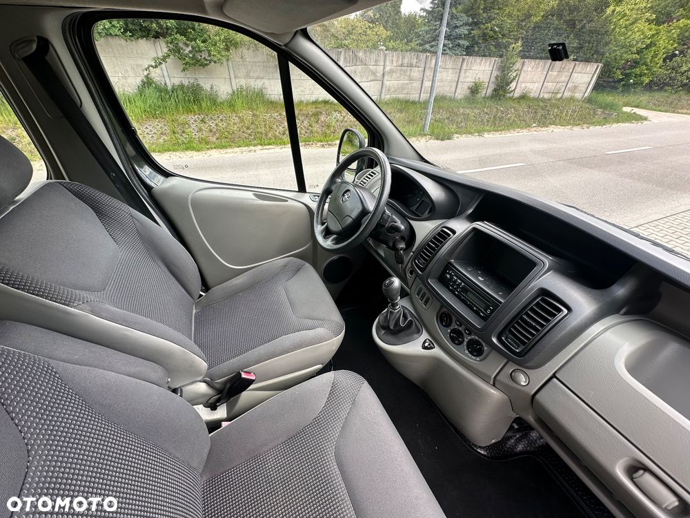 Renault Trafic - 10