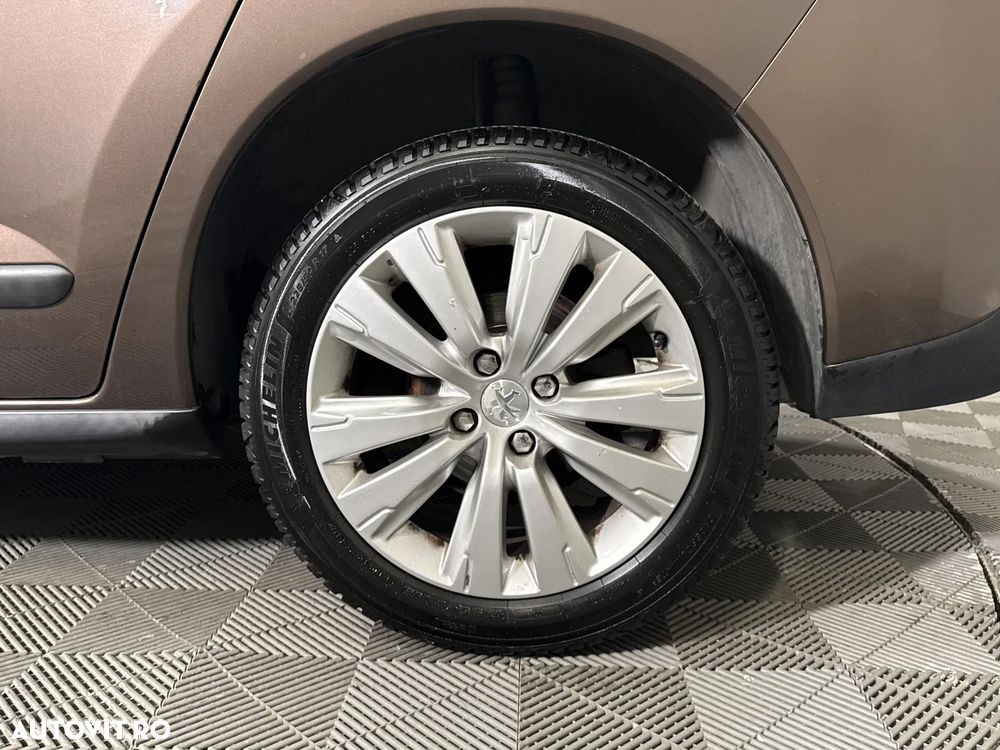 Peugeot 3008 - 14