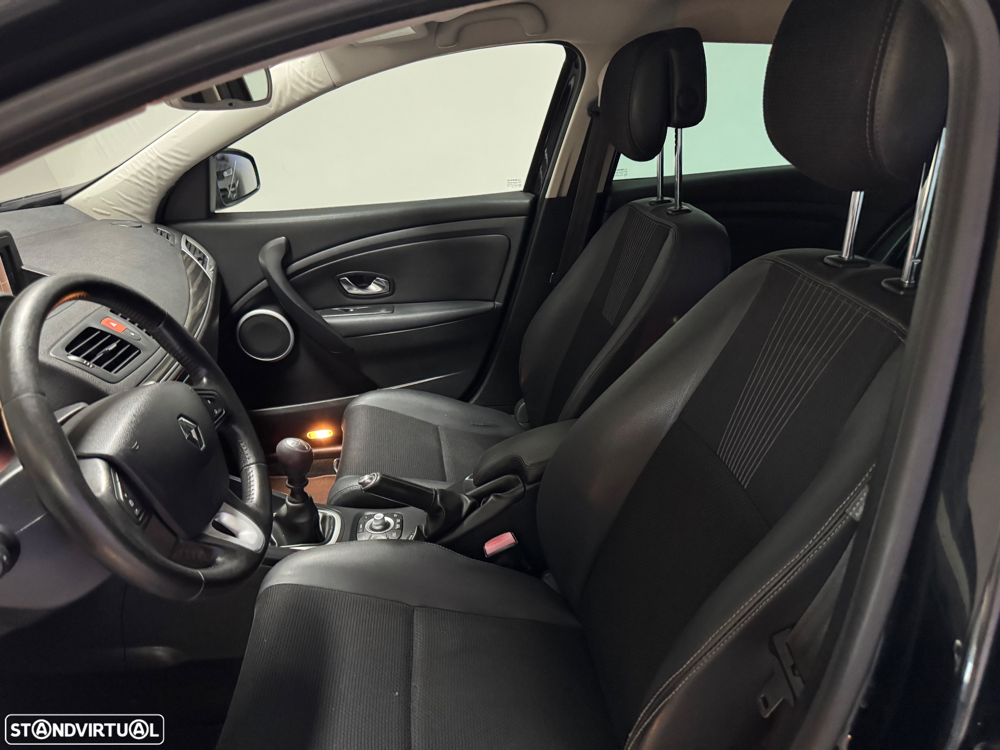 Renault Mégane Sport Tourer 1.5 dCi Dynamique S - 36