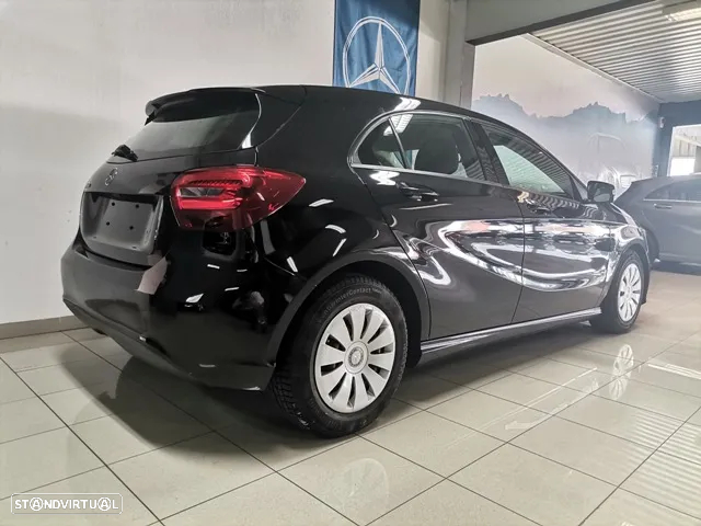 Mercedes-Benz A 180 d - 3