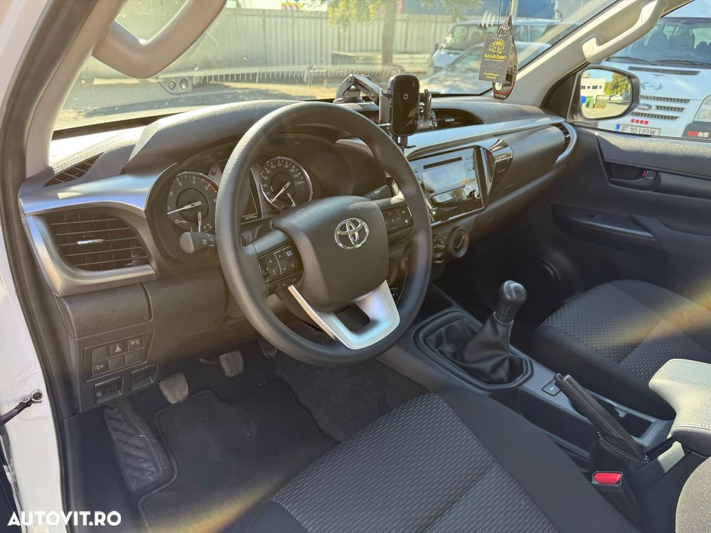 Toyota Hilux - 9