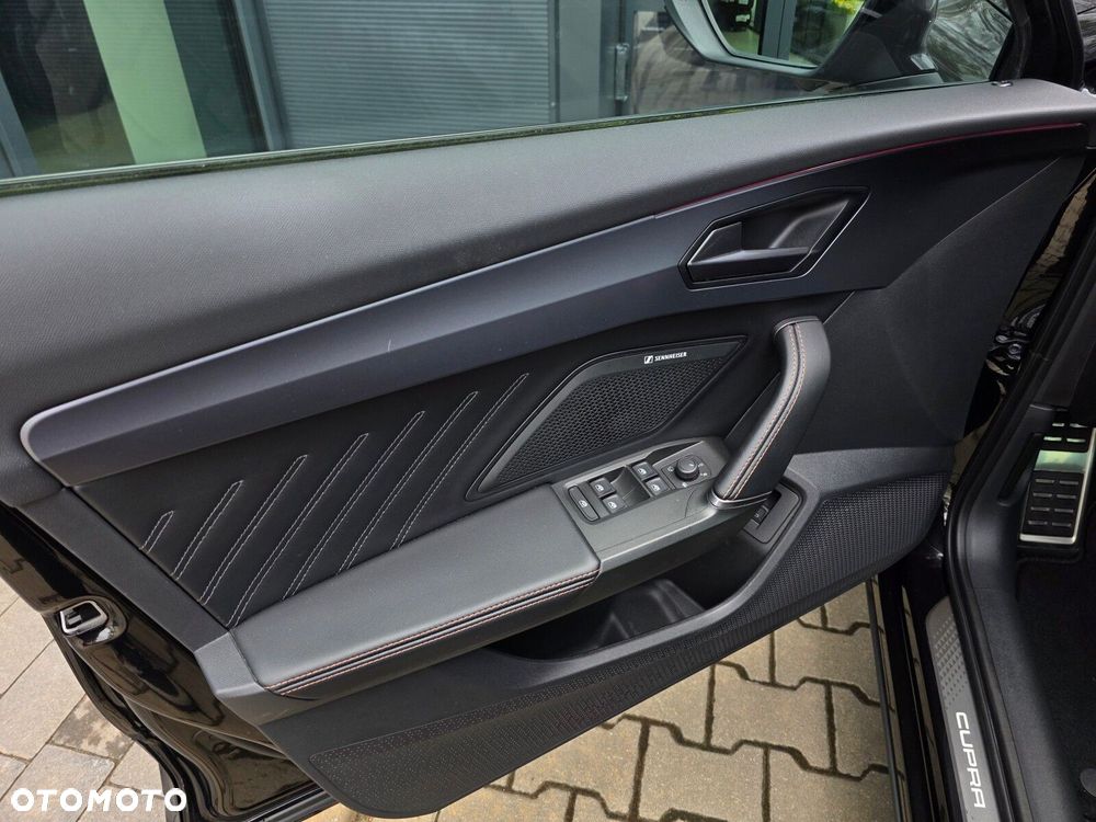 Cupra Formentor 1.5 eTSI mHEV DSG - 11