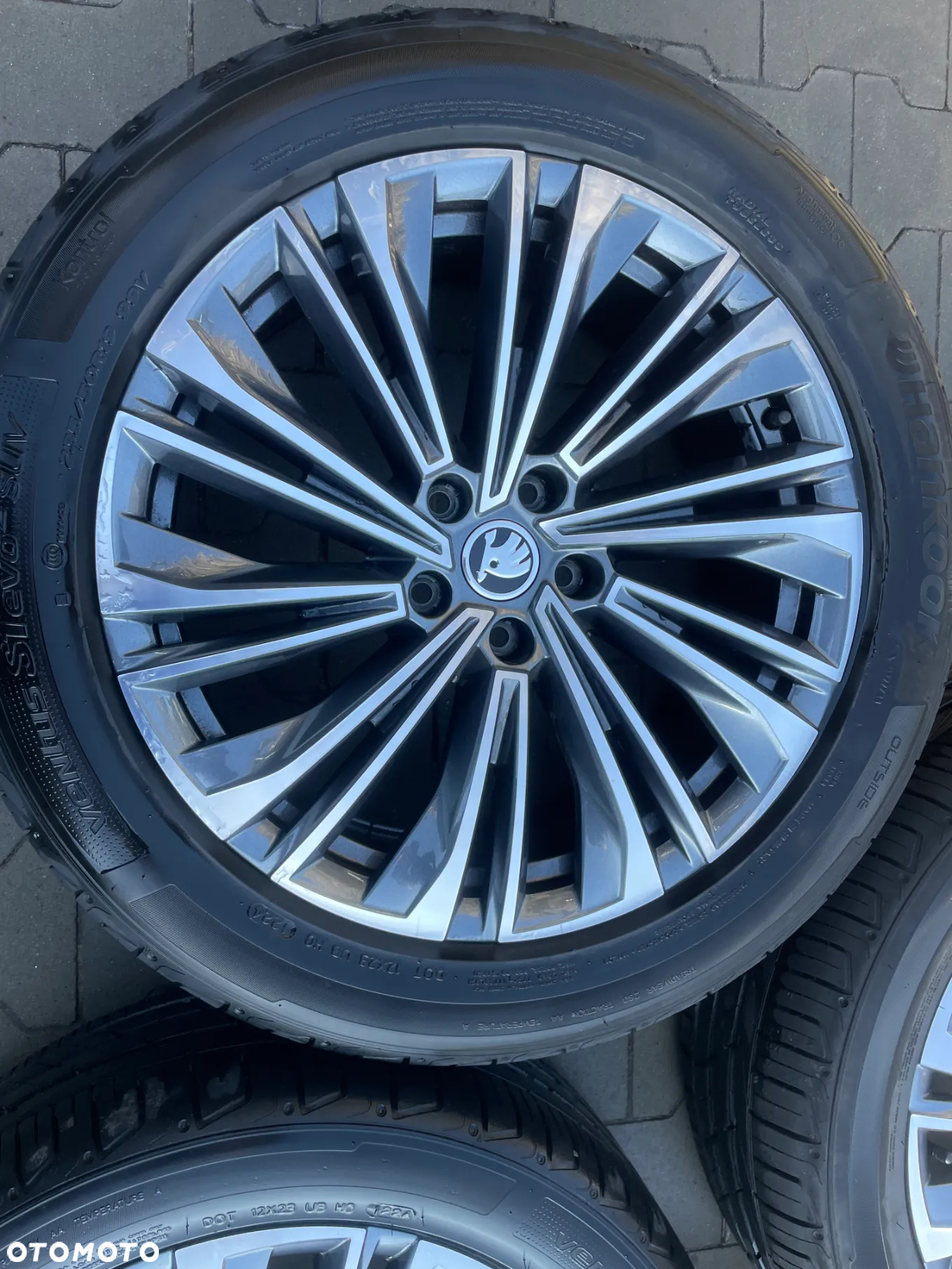 Skoda Kodiaq LIFT FELGA 19' ALUMINIOWA KOMPLET 565601025AP 2024 ROK JAK NOWE - 3