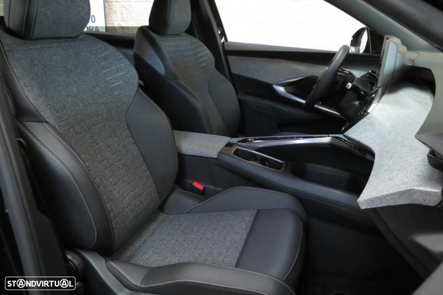 Peugeot 5008 1.2 Hybrid Allure e-DCS6 - 11