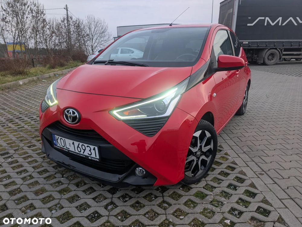 Toyota Aygo 1.0 VVT-i Color Edition - 1
