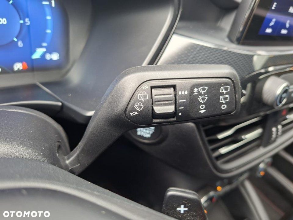 Ford Kuga - 21