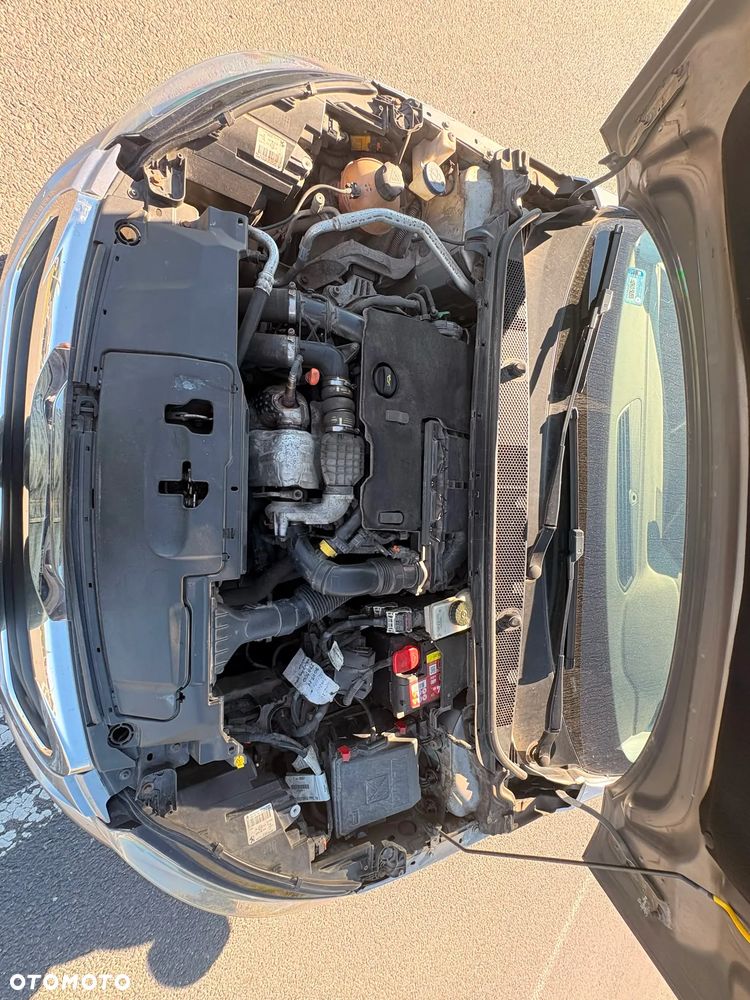 Peugeot 308 1.6 HDi Active - 12