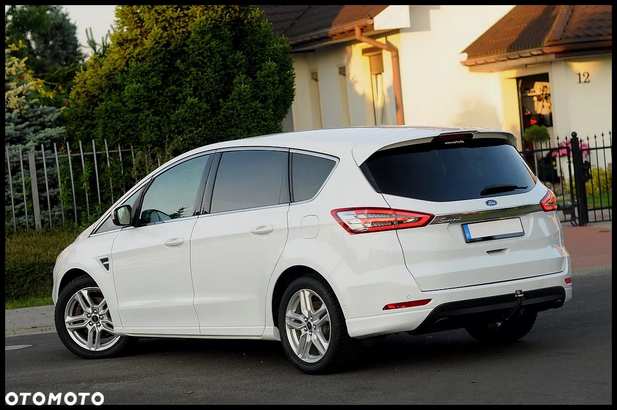 Ford S-Max 2.0 TDCi Titanium - 4