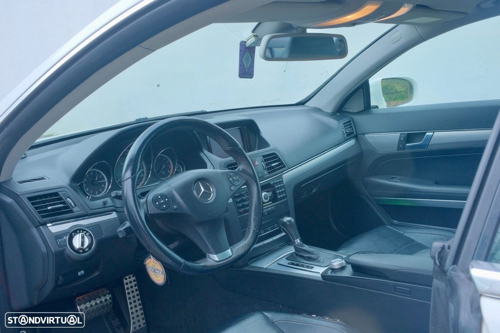 Mercedes-Benz E 250 CGi Elegance BlueEfficiency Auto - 9