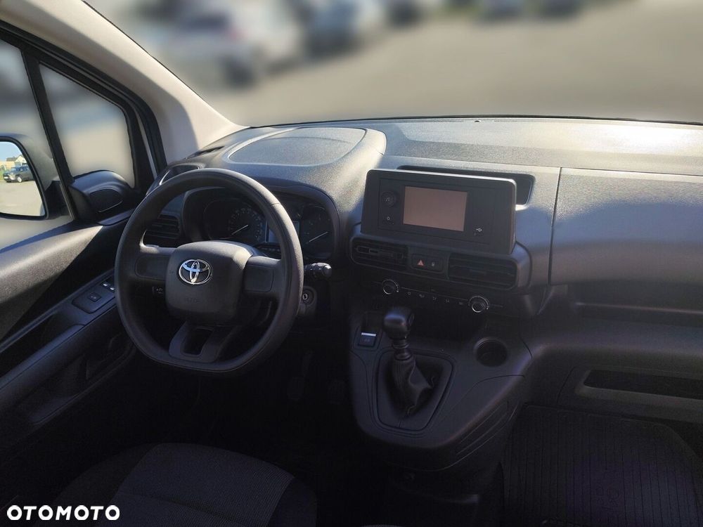 Toyota PROACE CITY - 10