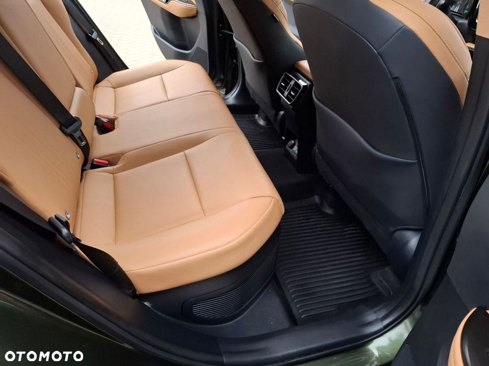 Lexus NX 350h Prestige 2WD - 26