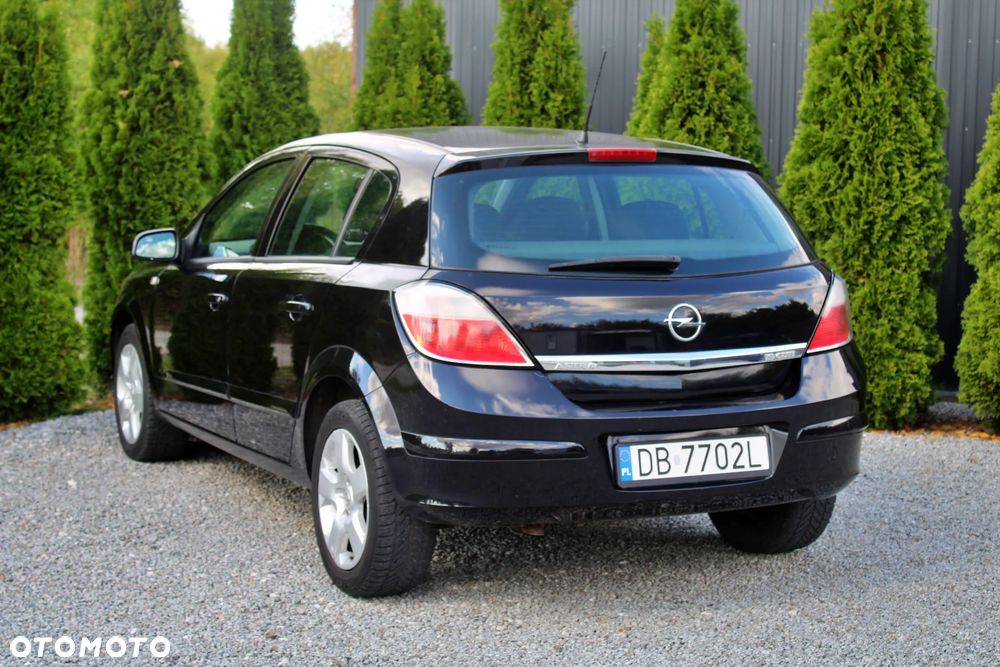 Opel Astra 1.9 CDTI DPF Edition - 19