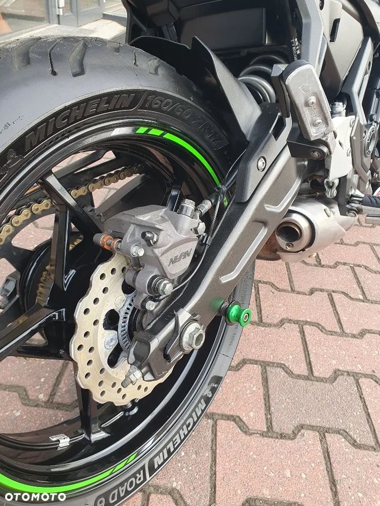 Kawasaki Ninja - 12