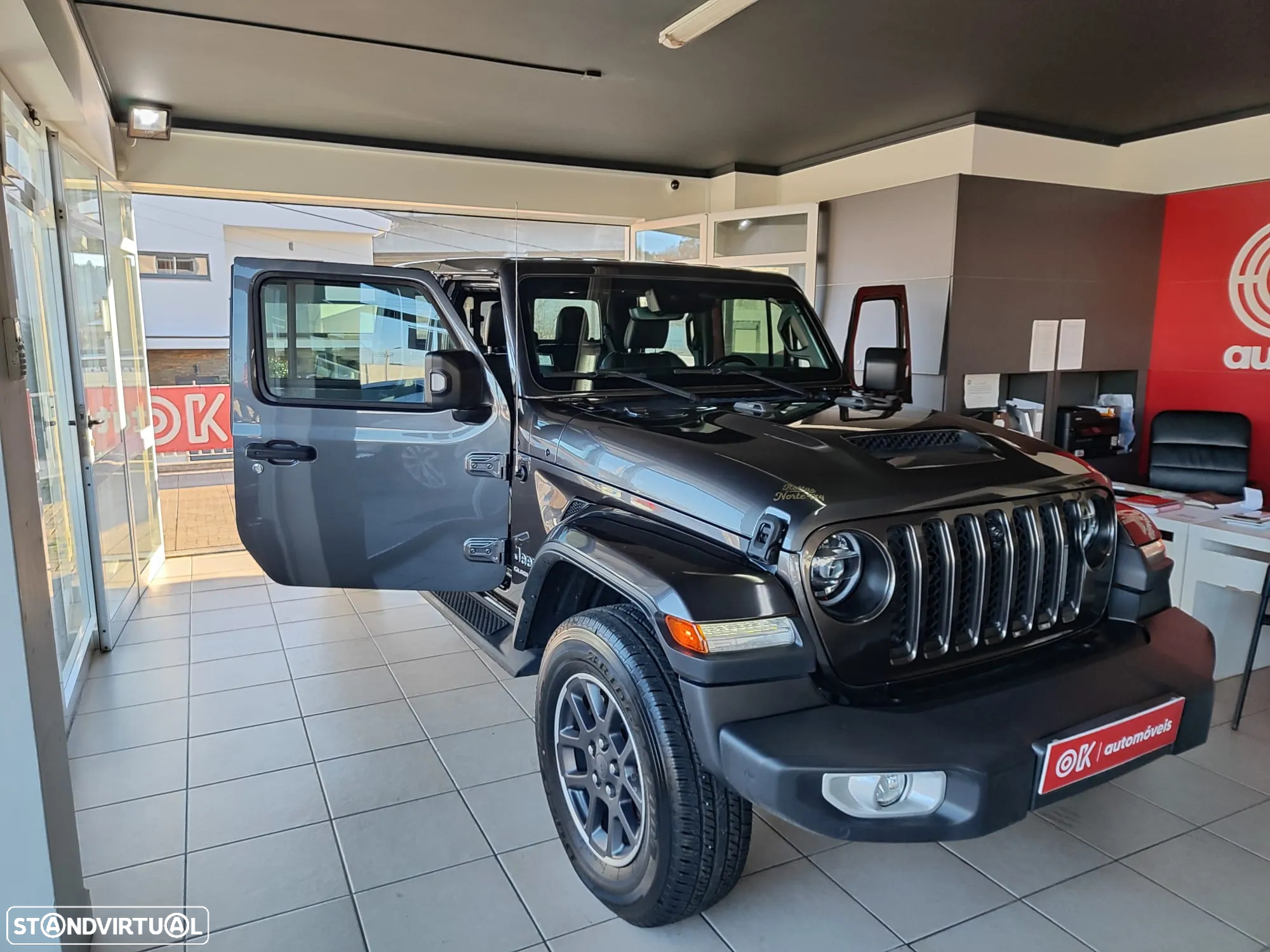 Jeep Gladiator 3.0 CRD Overland AT8 - 17