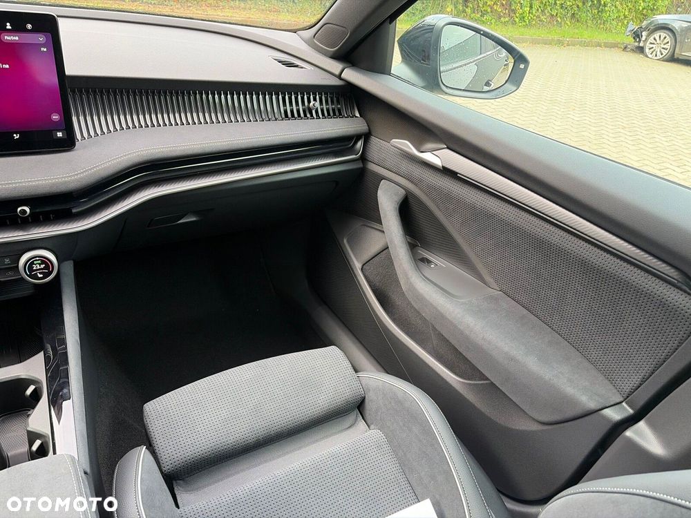 Skoda Superb 2.0 TSI Sportline DSG - 13