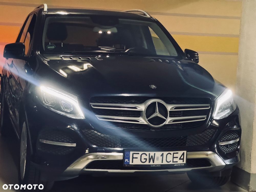 Mercedes-Benz GLE - 1
