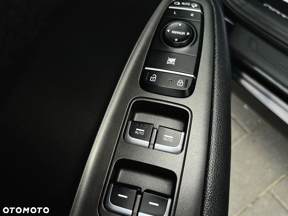 Kia Optima 1.7 CRDI L DCT - 33