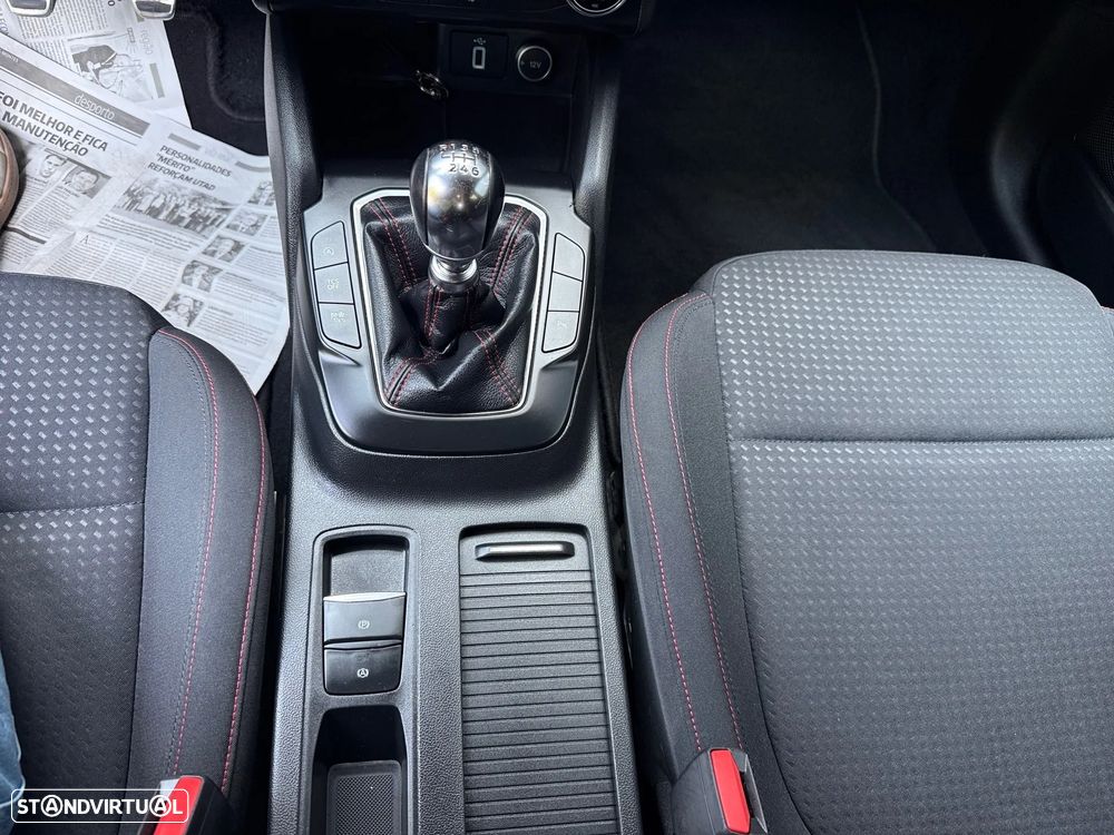 Ford Focus SW 1.5 EcoBlue S&S ST-LINE - 22