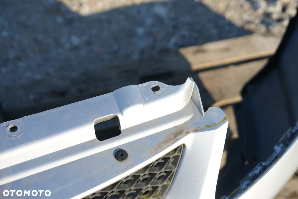 Zderzak przód przedni Honda Civic VII NH623M - 10