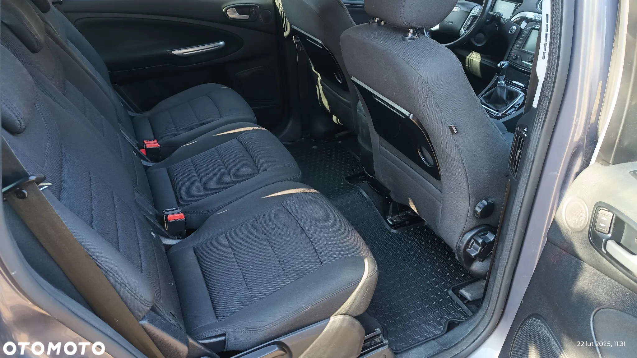 Ford S-Max 2.0 TDCi DPF Titanium - 13