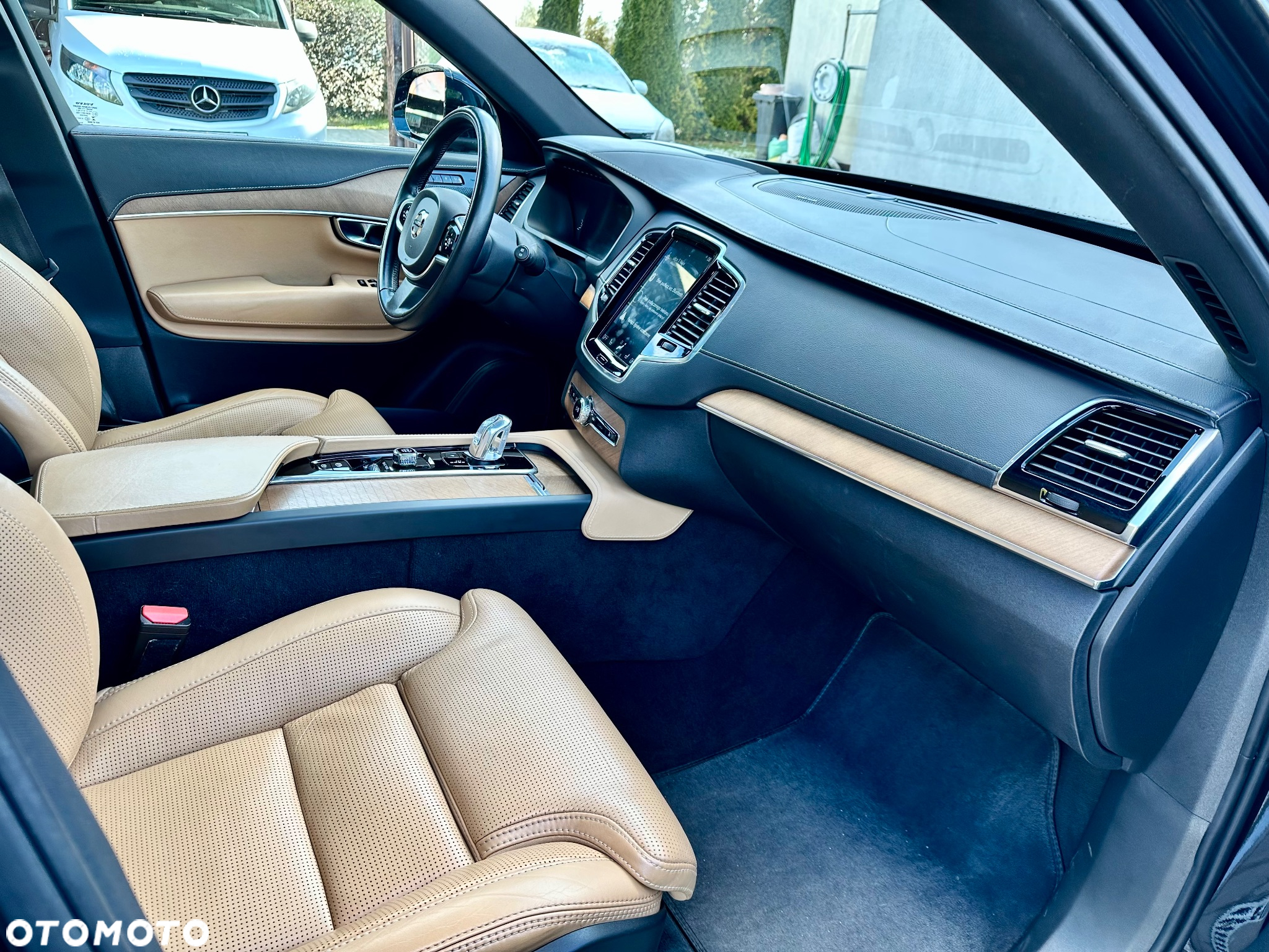 Volvo XC 90 - 7