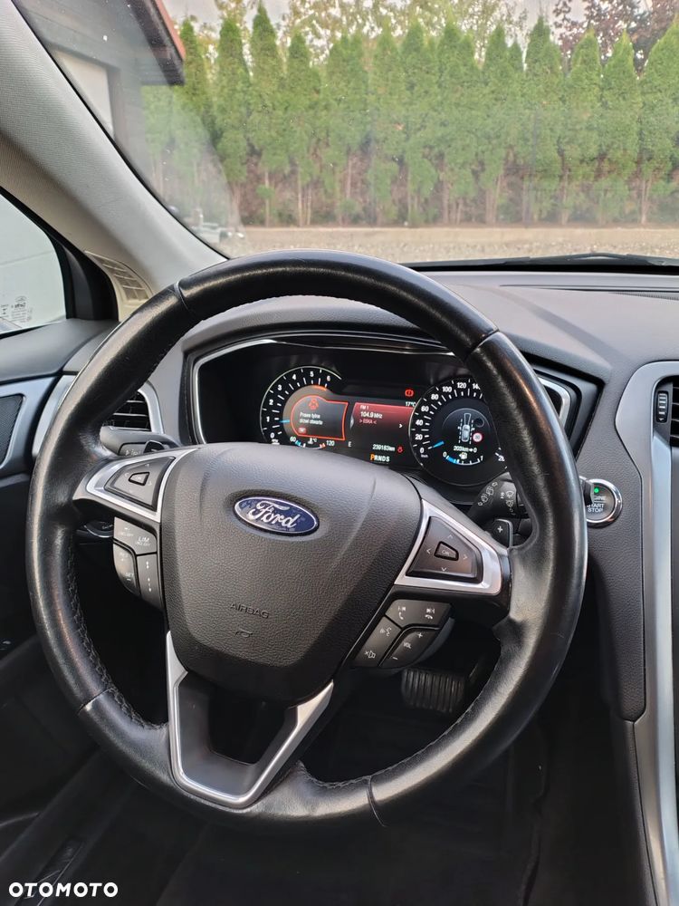 Ford Mondeo Turnier 2.0 TDCi Start-Stopp PowerShift-Aut Titanium - 16