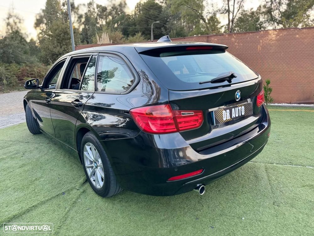 BMW 318 d Touring - 11