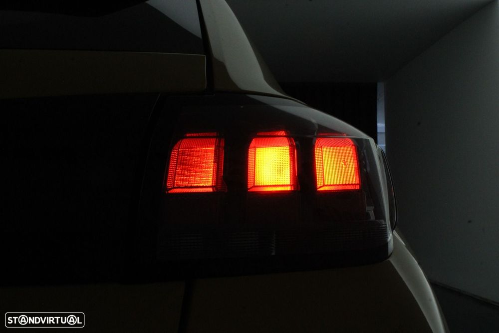 Peugeot 208 1.5 BlueHDi Active — fotografia 30
