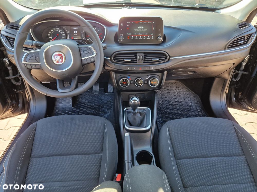 Fiat Tipo 1.4 16v Lounge EU6d - 19