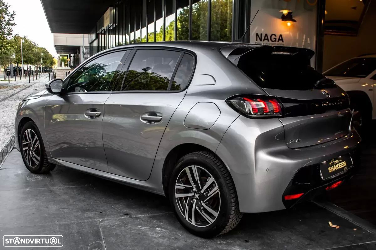 Peugeot 208 1.2 PureTech Allure EAT8 - 3