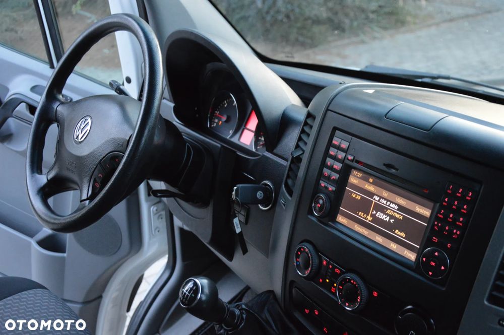 Volkswagen CRAFTER L2H1 - 19