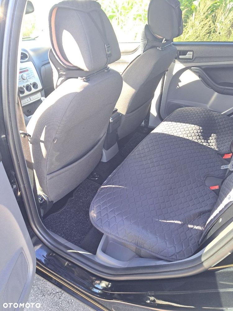 Ford Focus - 9