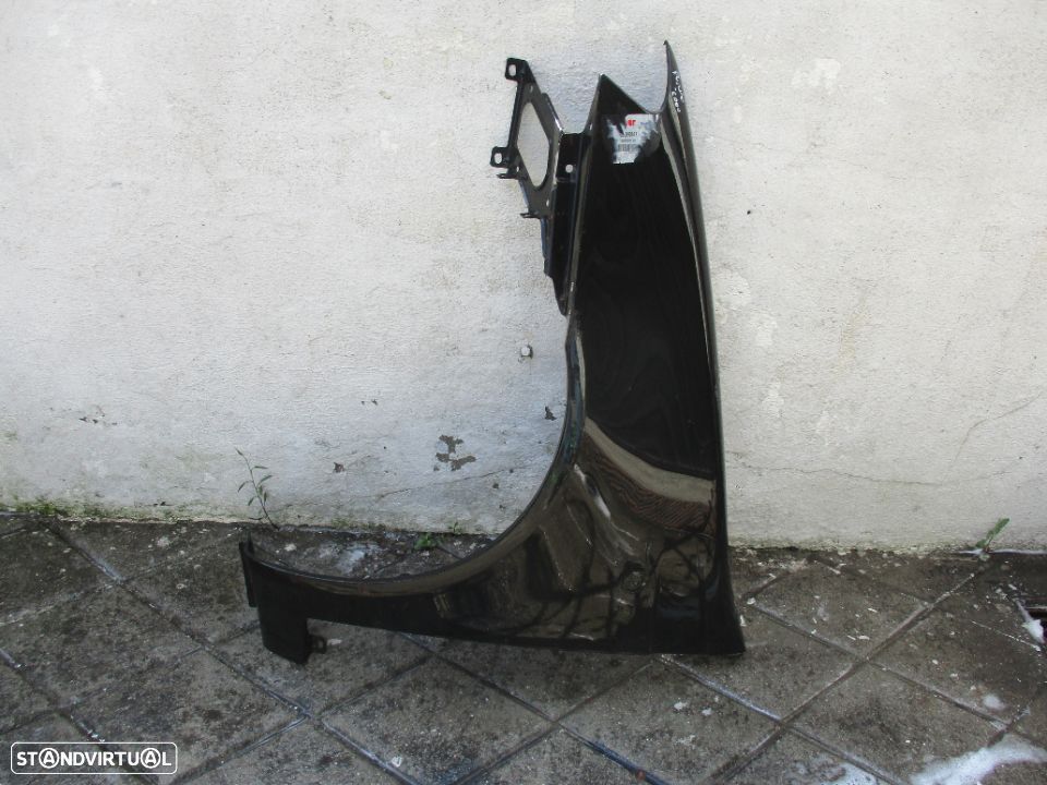 Guarda Lamas Fiat Punto 1999 a 2003 Esquerdo - 2