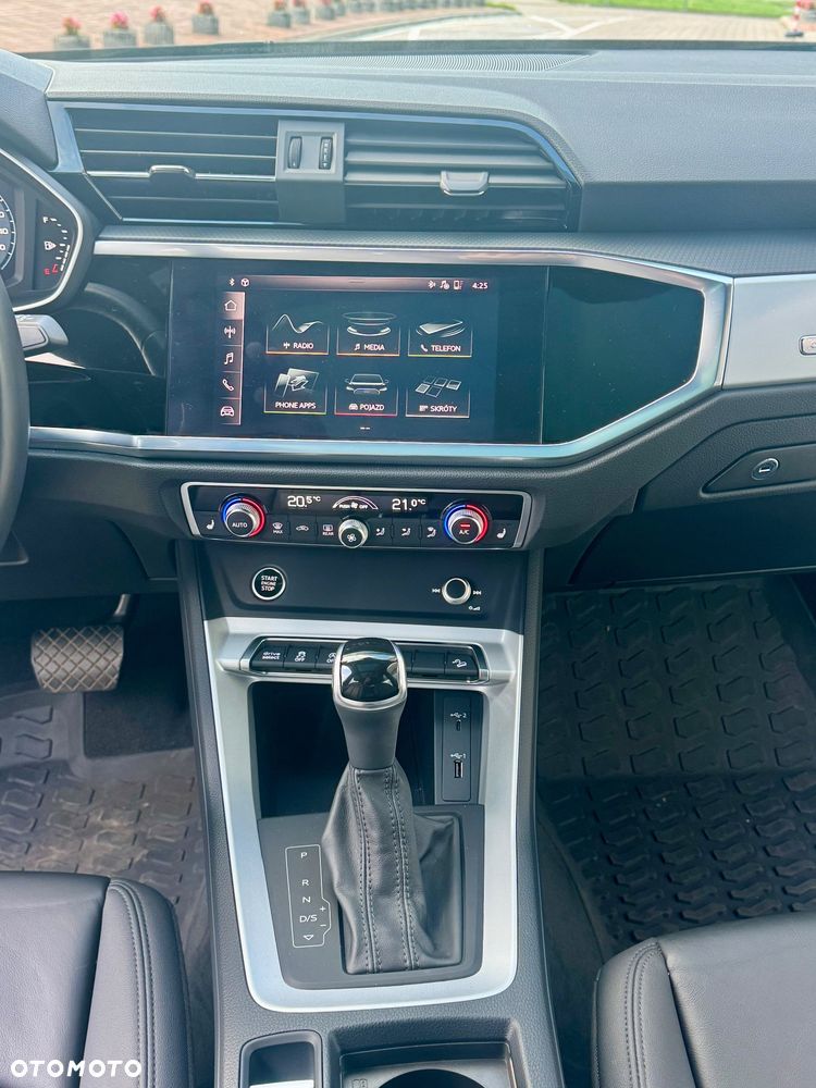 Audi Q3 45 TFSI Quattro S Line S tronic - 22