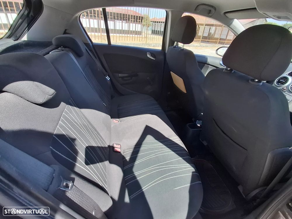 Opel Corsa 1.2 Cosmo - 13