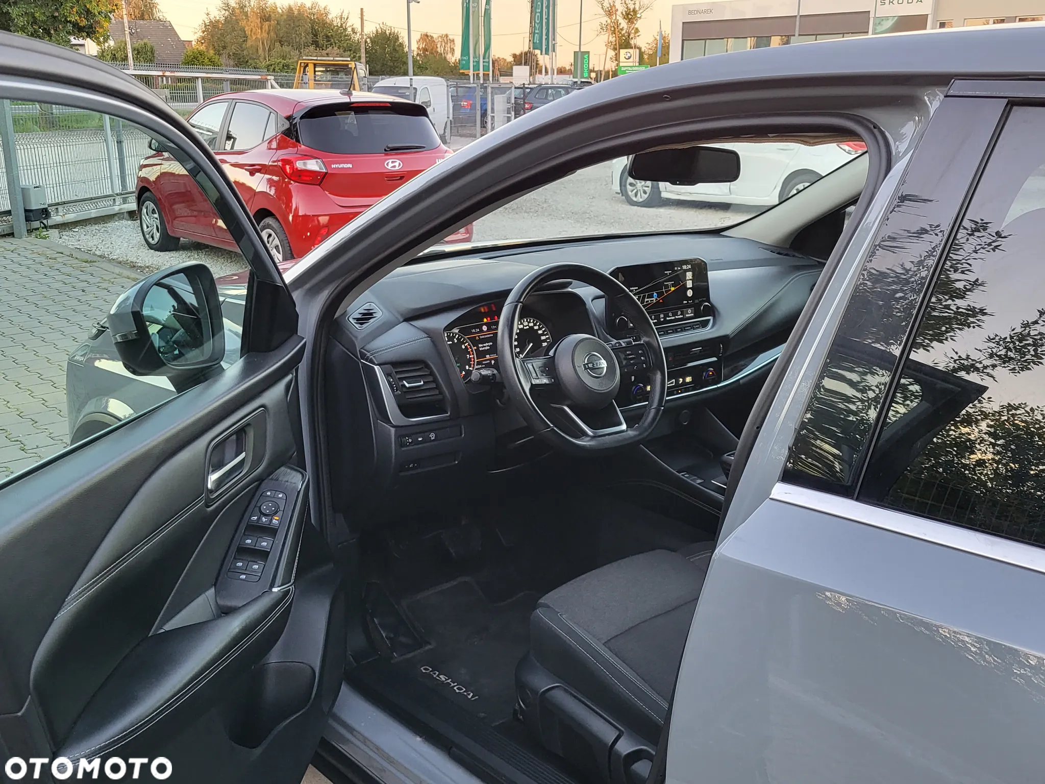 Nissan Qashqai 1.3 DIG-T Acenta DCT - 7