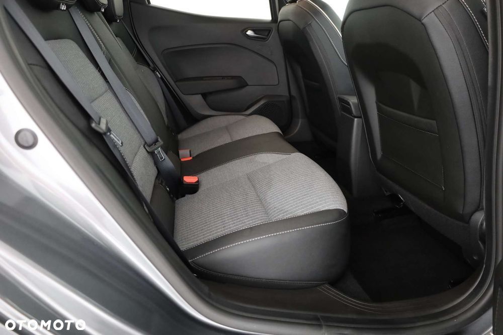 Renault Clio 1.0 TCe Techno - 10
