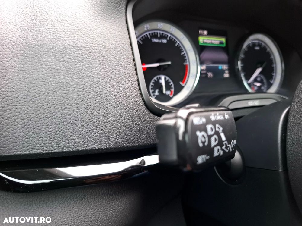 Skoda Karoq 1.6 TDI SCR Style - 25