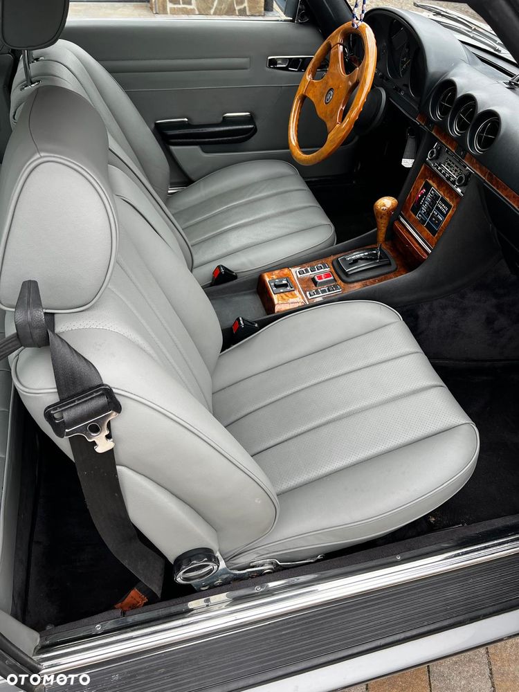 Mercedes-Benz SLC - 14