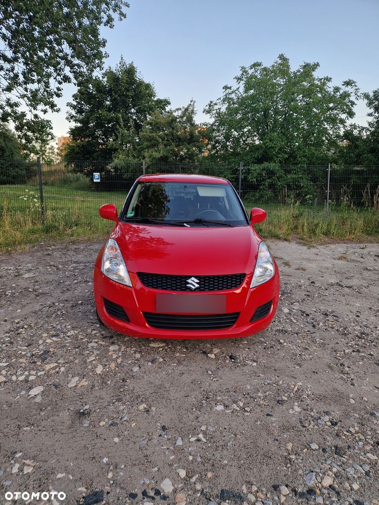 Suzuki Swift - 1