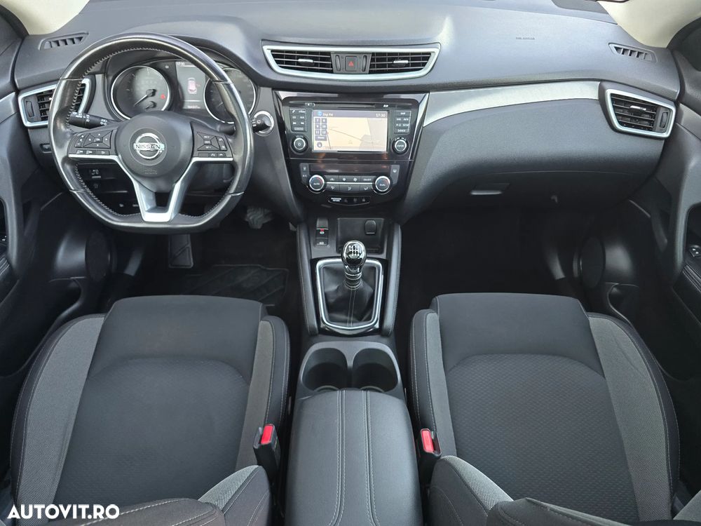 Nissan Qashqai 1.5 DCI TEKNA - 9