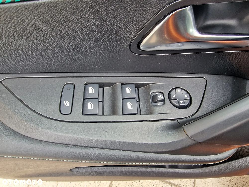 Peugeot 2008 1.5 BlueHDi Active S&S - 14