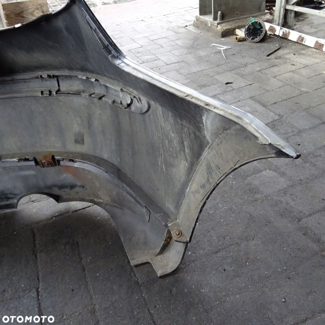 BMW 1 E87 ZDERZAK TYŁ A22/7 - 8