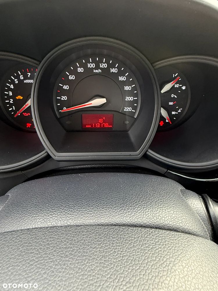 Kia Rio 1.2 M - 6