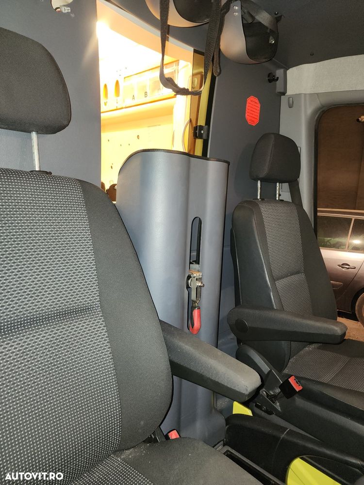 Mercedes-Benz Sprinter - 6