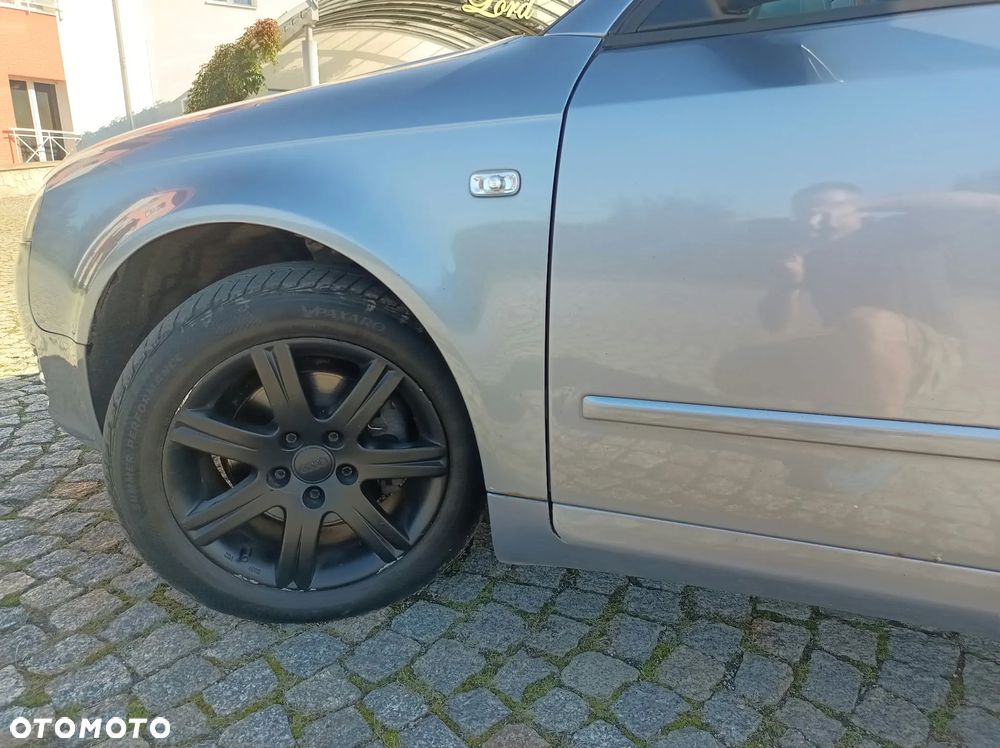 Audi A4 Limousine - 19