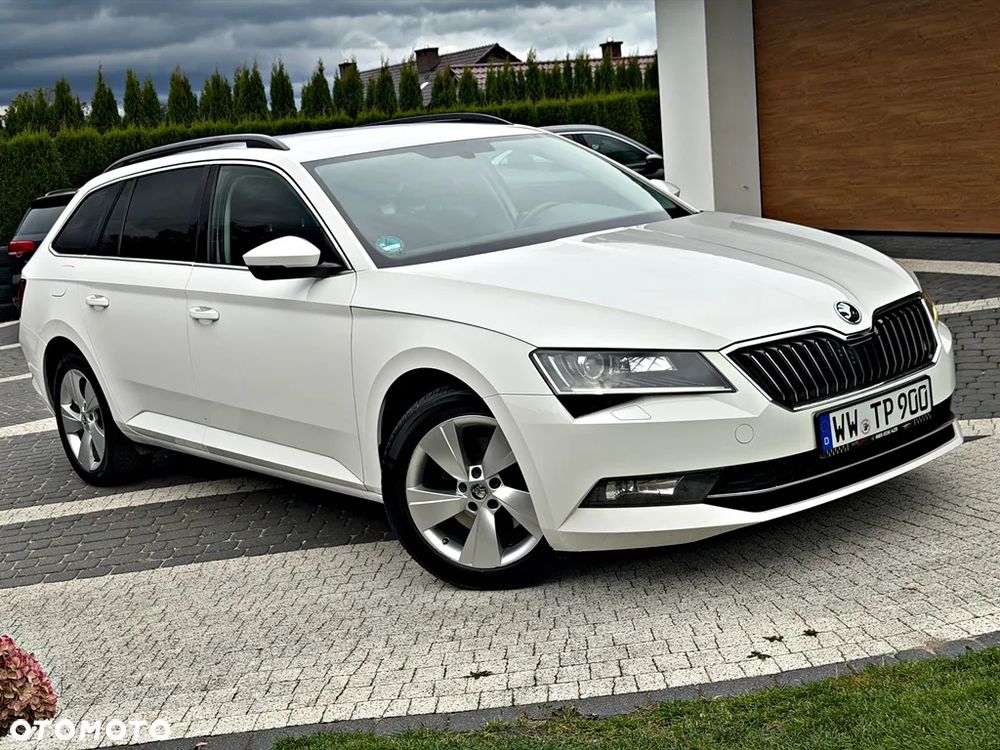 Skoda Superb 2.0 TDI DSG Style - 7