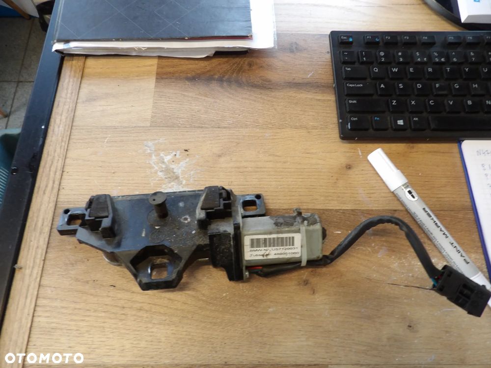 BMW - E60,E61 - DOCIĄG KLAPY BAGAŻNIKA - 7129931 - 1
